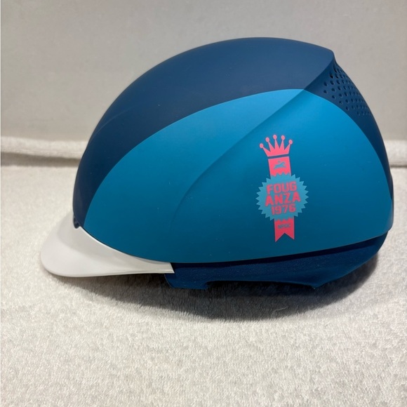 Fouganza Horse Riding Helmet - Blue & Pink 
53-55cm - Picture 10 of 12